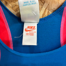 Carica l'immagine nel visualizzatore di Gallery, Camiseta Nike International Early 90’s Vintage - S
