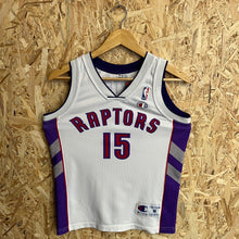 Load image into Gallery viewer, Camiseta Toronto Raptors Home 2003-04 Vince Carter #15 Champion Vintage - M Youth
