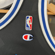 Lade das Bild in den Galerie-Viewer, Camiseta Orlando Magic Alternate 1994-95 Penny Hardaway #1 Champion Vintage - XL Youth

