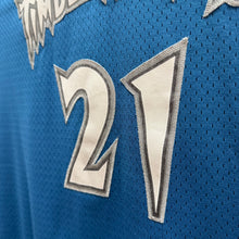 Cargar imagen en el visor de la galería, Camiseta Minnesota Timberwolves 2002 Road Kevin Garnett #21 Nike Vintage - XXL/3XL
