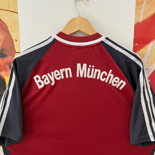 Cargar imagen en el visor de la galería, Camiseta Bayern Munich 2002-03 Home Adidas Vintage - M/L
