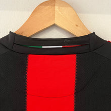 Load image into Gallery viewer, Camiseta AC Milan 2010-11 Home Puma - L/XL
