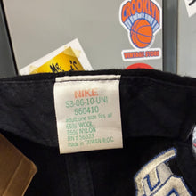 Cargar imagen en el visor de la galería, Gorra Nike Force 1993 Vintage
