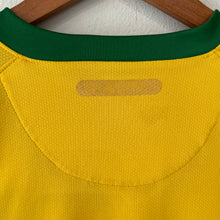 Cargar imagen en el visor de la galería, Camiseta Brasil 2010 Home Nike - L/XL
