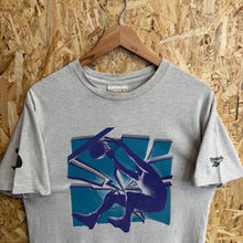 Cargar imagen en el visor de la galería, Camiseta Shaq Reebok Early 90’s Vintage - S/M
