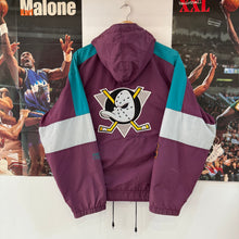 Cargar imagen en el visor de la galería, Chaqueta Ligera Anaheim Mighty Ducks Campri Teamline 90s Vintage - S/M
