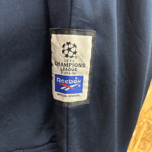 Carregar imagem no visualizador da galeria, Chaqueta Reebok Big Logo UEFA Champions League 1992 Vintage - M/L
