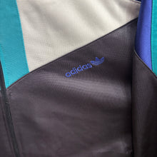 Carica l'immagine nel visualizzatore di Gallery, Chaqueta Adidas Late 80’s/ Early 90’s Vintage - S/M
