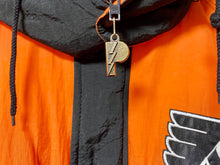 Cargar imagen en el visor de la galería, Parka Philadelphia Flyers Pro Player Vintage -L/XL
